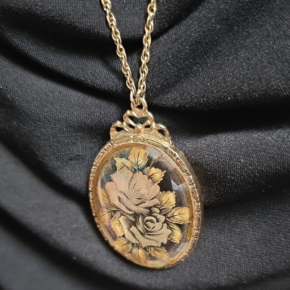1928 Victorian Revival Transparent Roses Floral Pendant Necklace - Picture 7 of 14